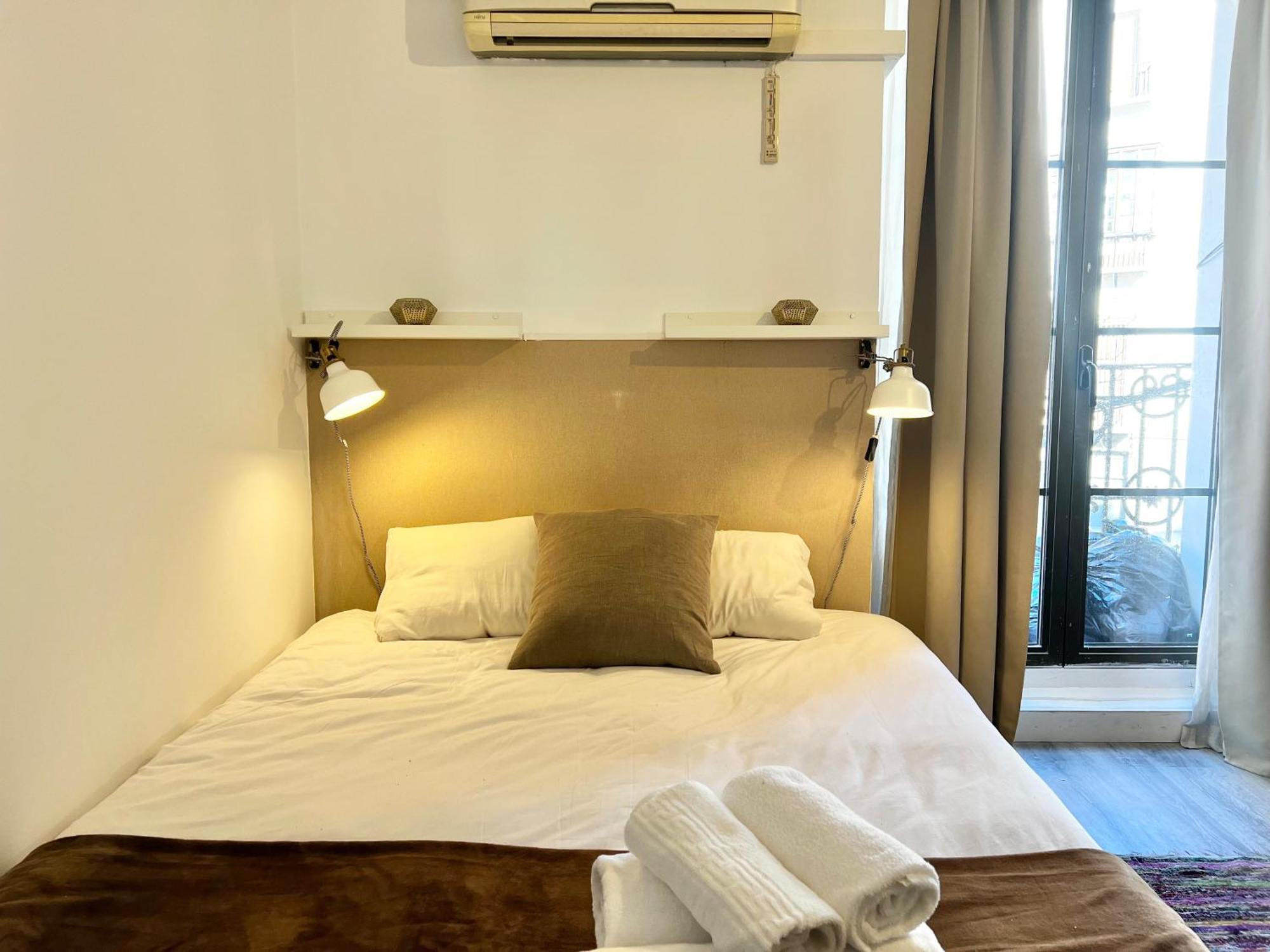 Appartement Estudio Puerta Cerrada à Madrid Extérieur photo