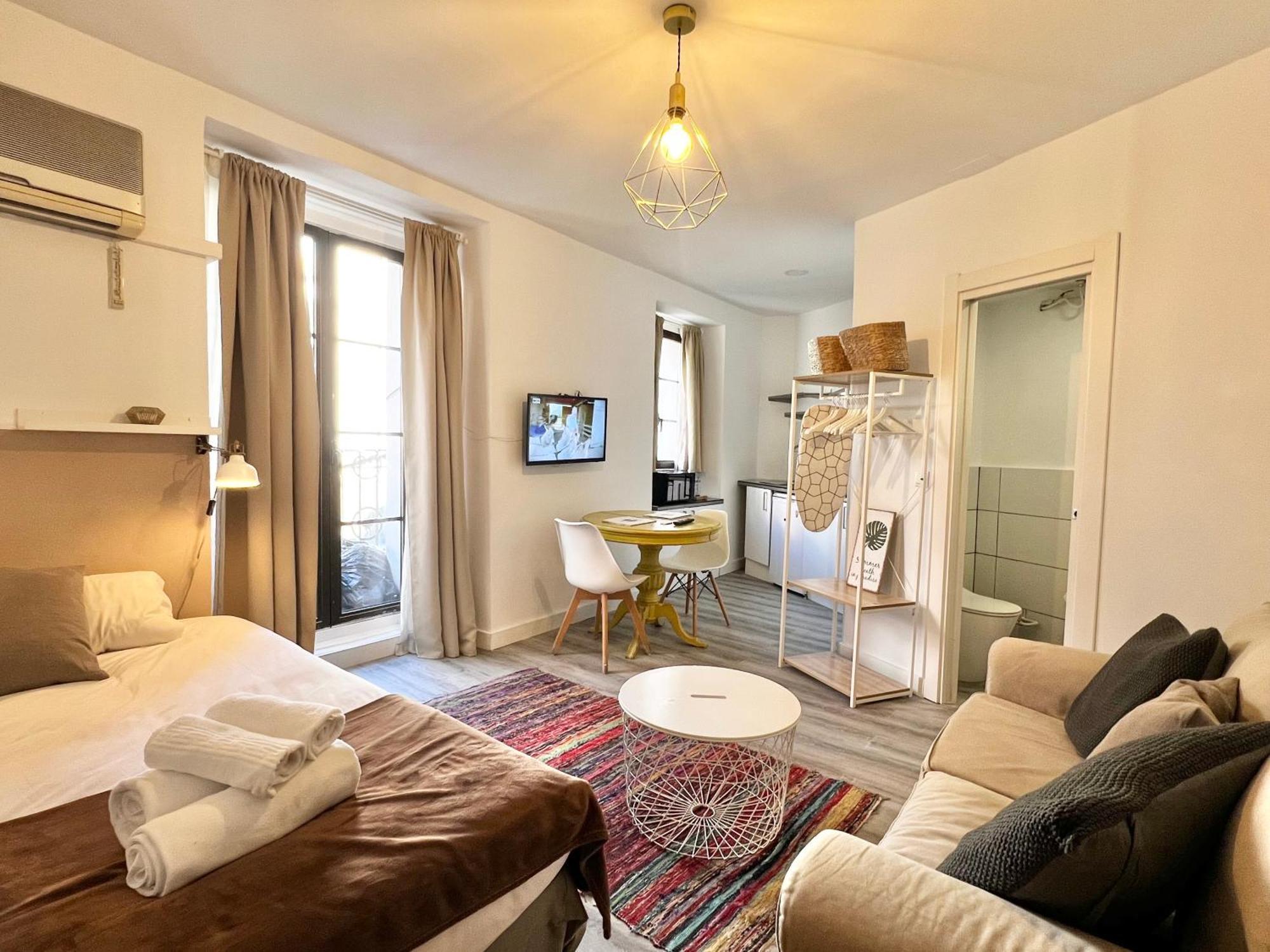 Appartement Estudio Puerta Cerrada à Madrid Extérieur photo